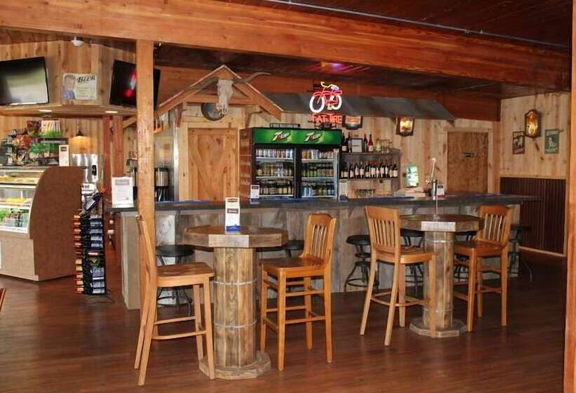 مُتل Deadwood Station Bunkhouse