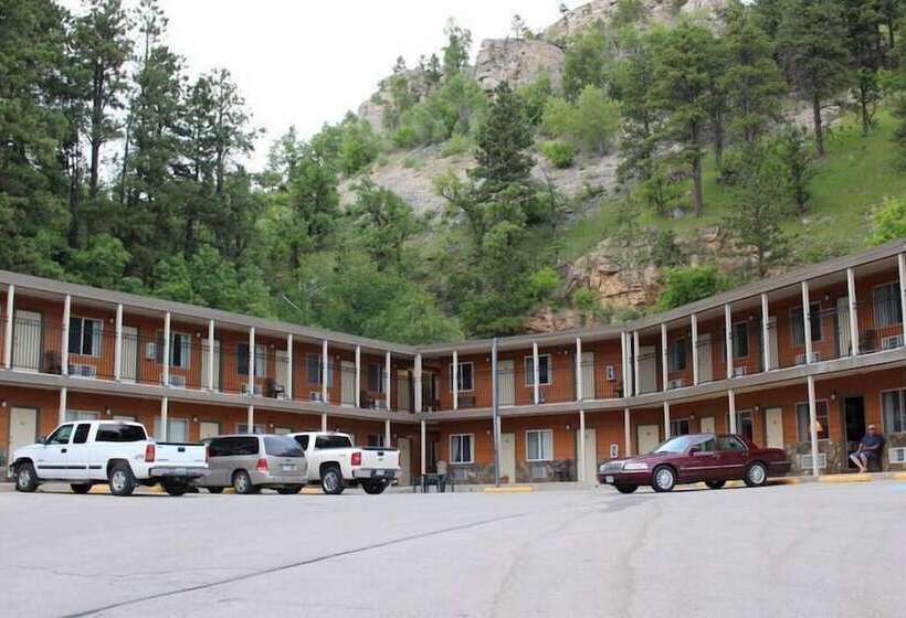 مُتل Deadwood Station Bunkhouse