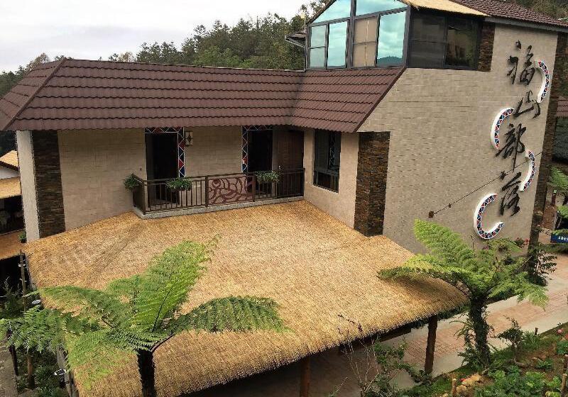 تختخواب و صبحانه Applause In The Mountain