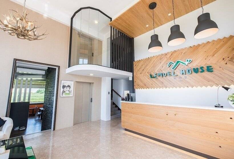 تختخواب و صبحانه Lemuel House