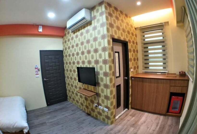 تختخواب و صبحانه Letes Stay