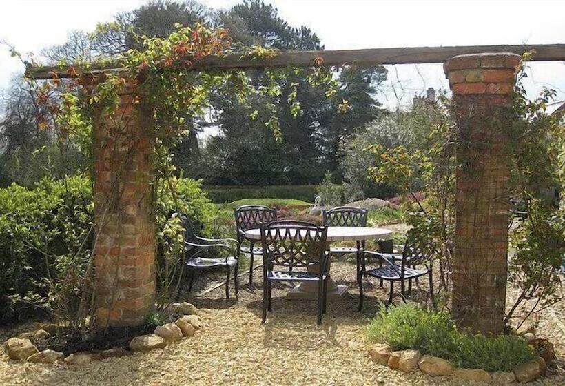 تختخواب و صبحانه The Old Stables