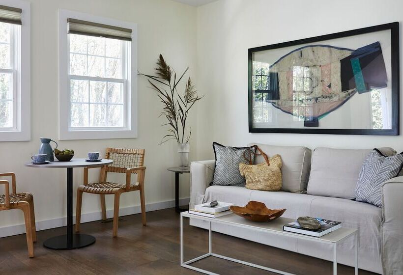 فندق فئة نجمة واحدة The Roundtree, Amagansett
