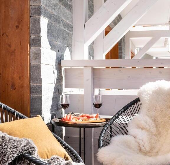 هتل Ecrin Blanc Resort Courchevel   Aquapark