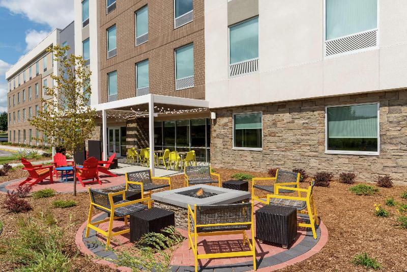 בית מלון כפרי Home2 Suites By Hilton Appleton