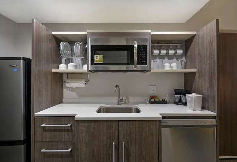Отель Home2 Suites By Hilton Dayton South