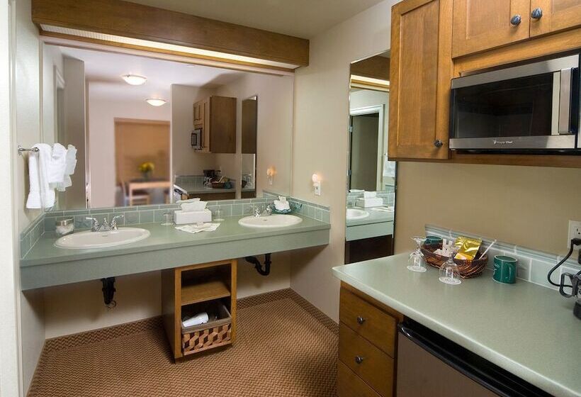 호텔 Overleaf Lodge And Spa