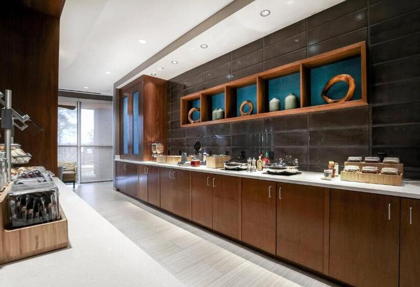 ホテル Springhill Suites By Marriott Auburn