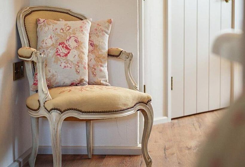 فندق The Dial House