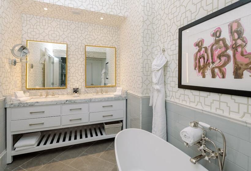 ホテル The Georges