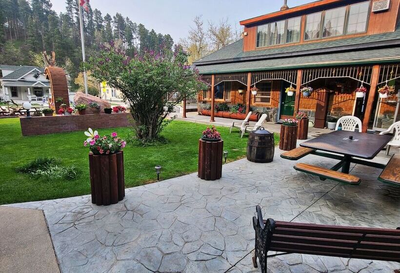 مُتل Cedar Wood Inn