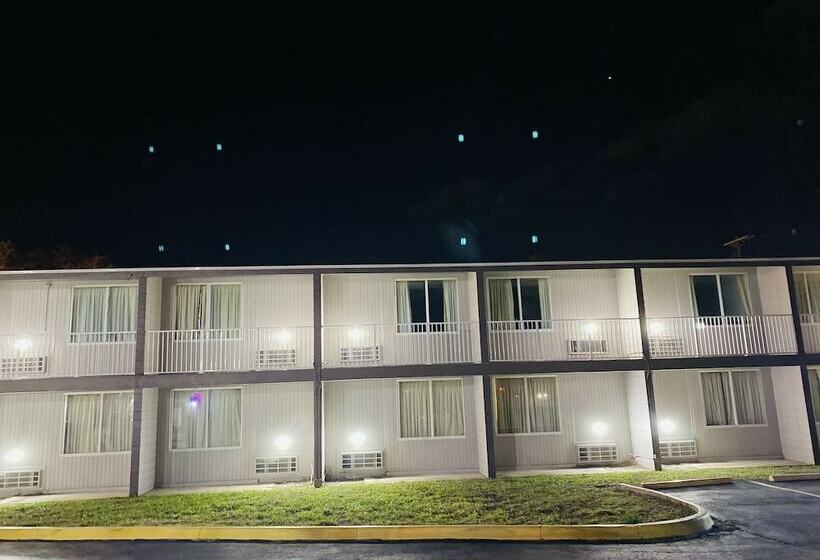 מוטל Host Inn