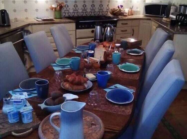 تختخواب و صبحانه Maison Du Canal