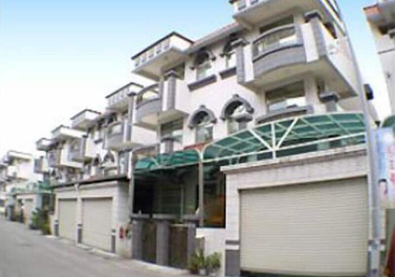 تختخواب و صبحانه Moonlight Fengqing Homestay