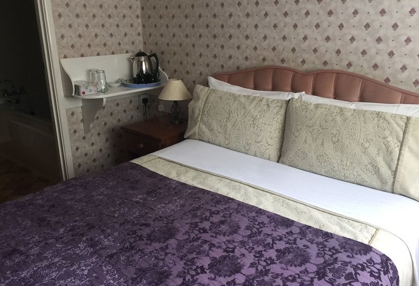 مبيت وإفطار Sou' West Lodge