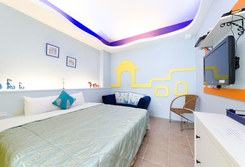 تختخواب و صبحانه Yellow Submarine