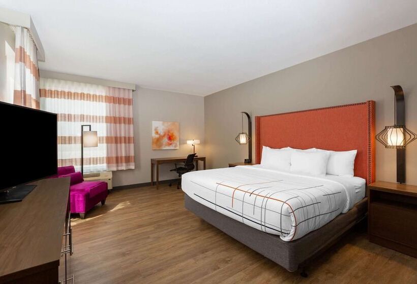 فندق La Quinta By Wyndham Altoona Des Moines