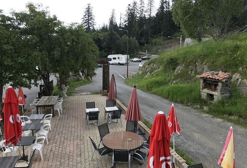 בית מלון כפרי Restaurant Le Ranch De Turini