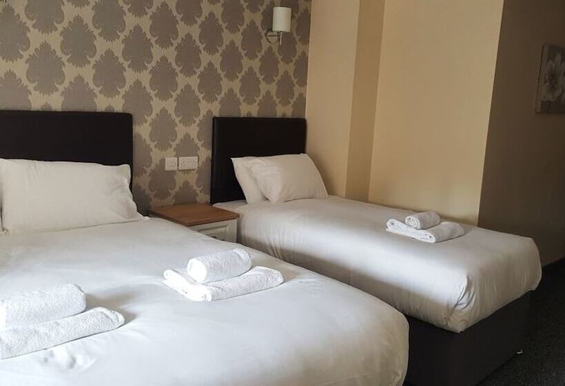 Отель The Fazeley Inn