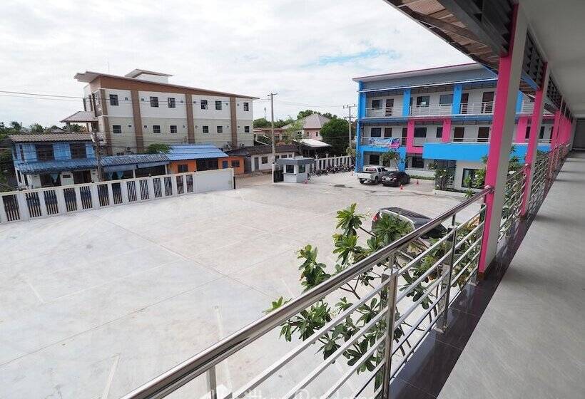 هتل Waritthon Residence