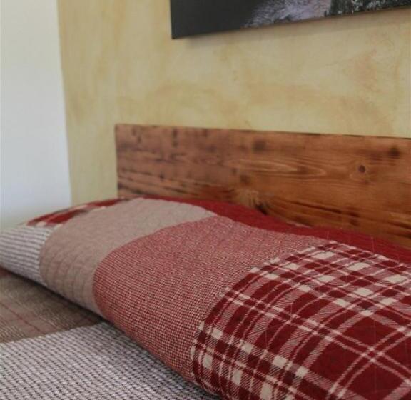 فندق على الطريق Hurricane Hideaway Lodging