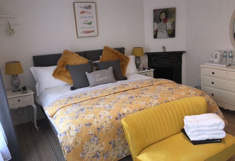 مبيت وإفطار Abbots Leigh