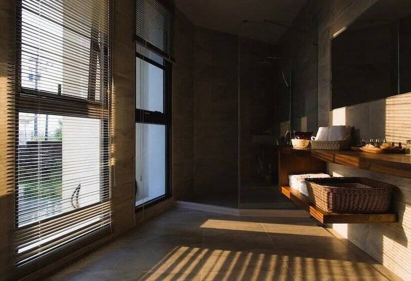 تختخواب و صبحانه Lei Garden Inn