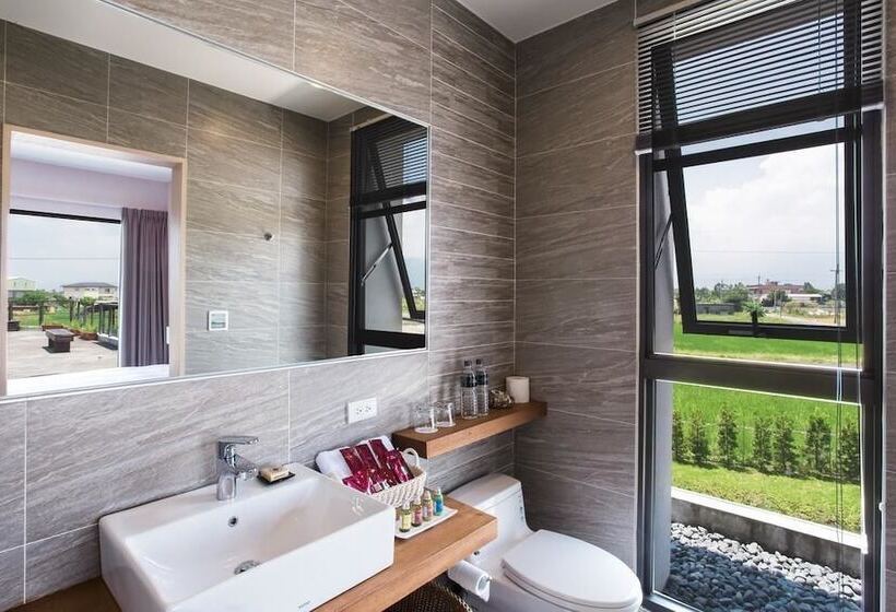 تختخواب و صبحانه Lei Garden Inn