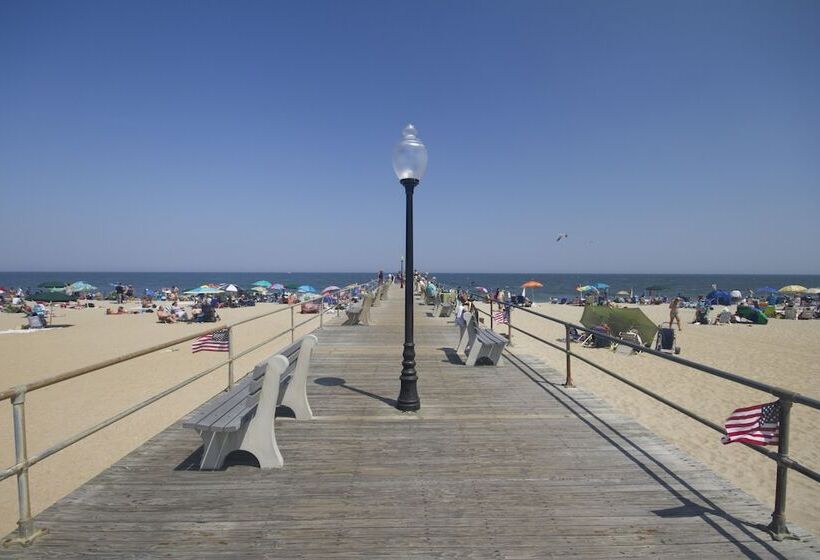 ベッドアンドブレックファースト The Inn At Ocean Grove
