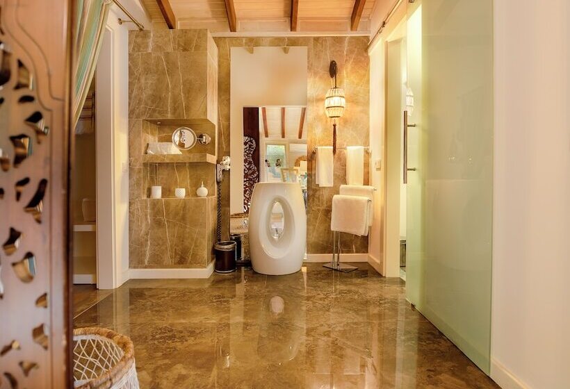 تختخواب و صبحانه Villa Lukka