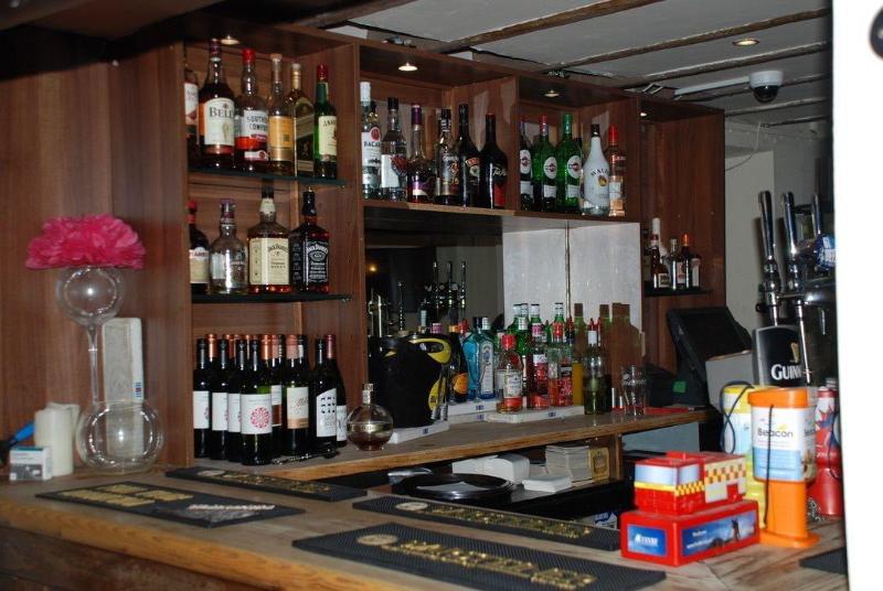 Хостел The Bridgehouse