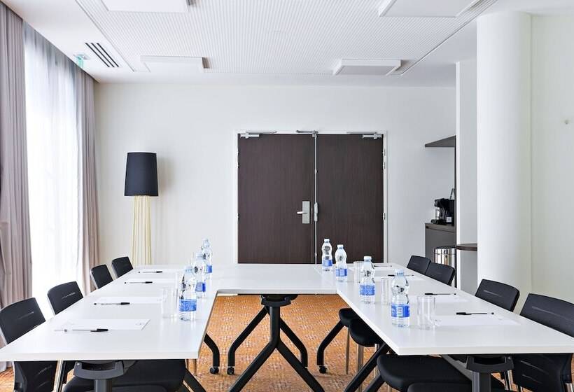فندق Hampton By Hilton Toulouse Airport