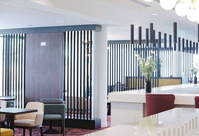 فندق Hampton By Hilton Toulouse Airport