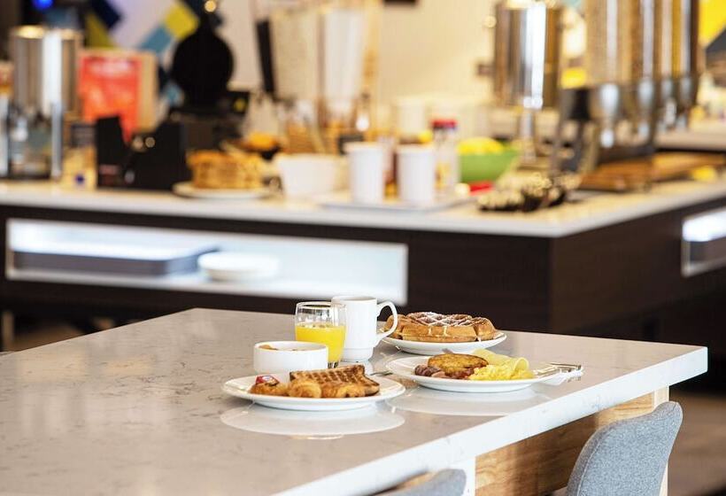 فندق Hampton By Hilton Toulouse Airport