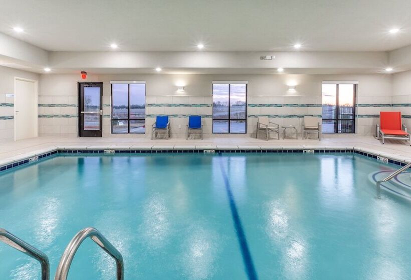 ホテル Holiday Inn Express & Suites Kearney, An Ihg
