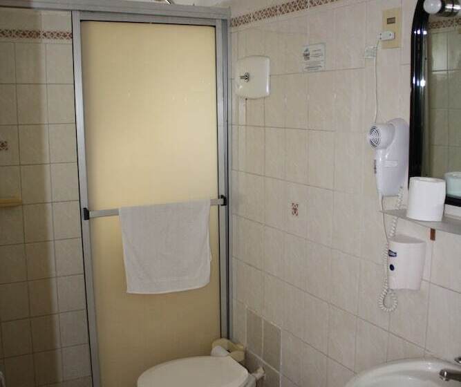 هتل Village Termas Del Dayman