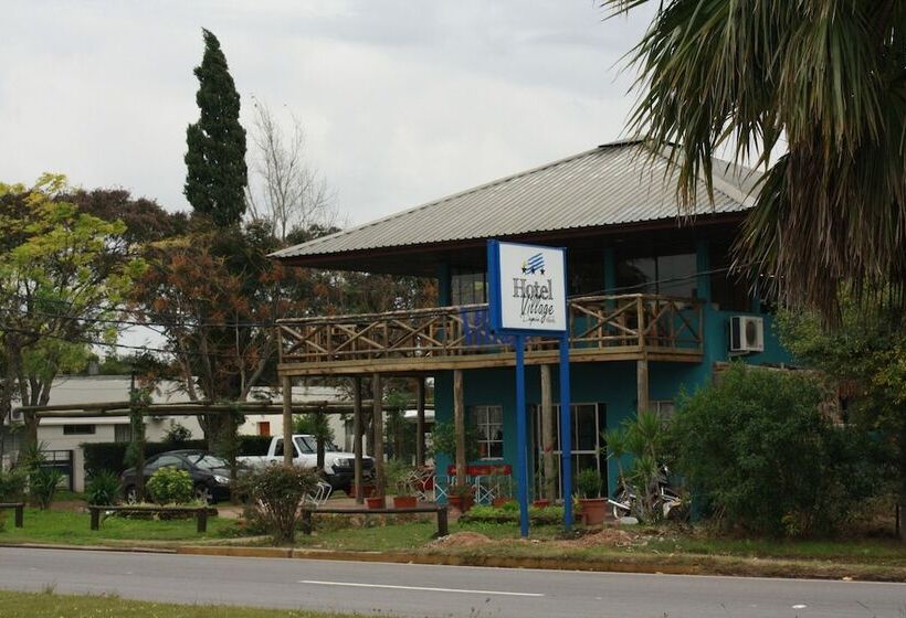 هتل Village Termas Del Dayman