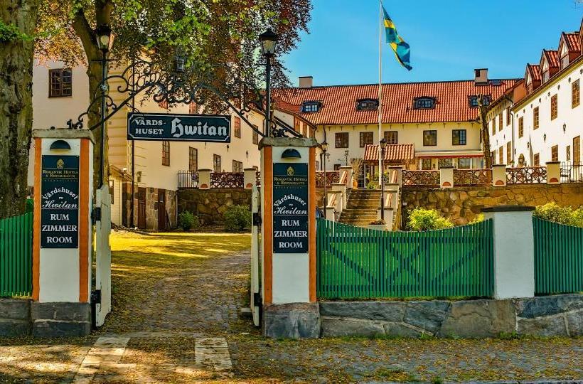 هتل Vardshuset Hwitan