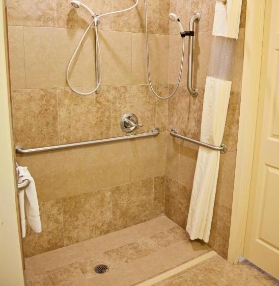 모텔 Big Lake Inn And Suites