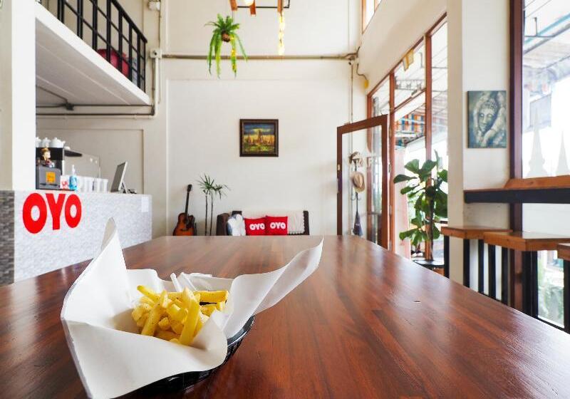 Nakara Hostel Ayutthaya