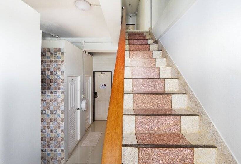 Nakara Hostel Ayutthaya