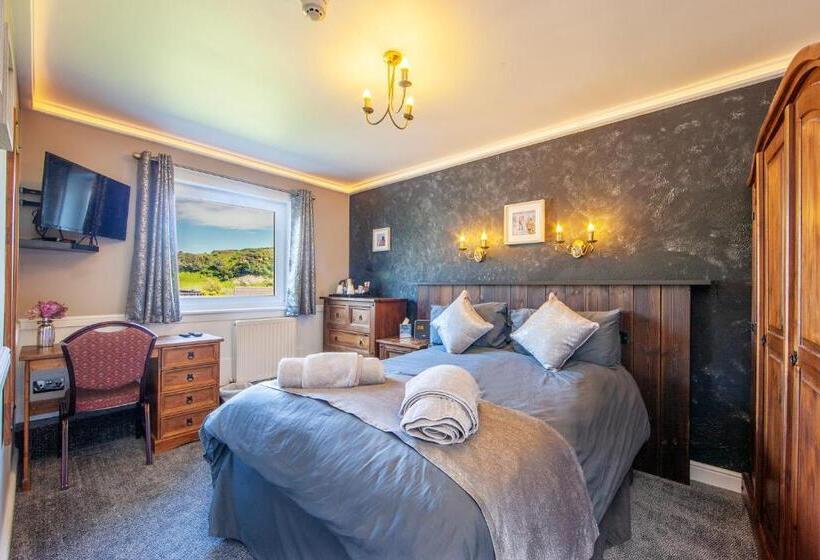 The Galley Of Lorne Inn