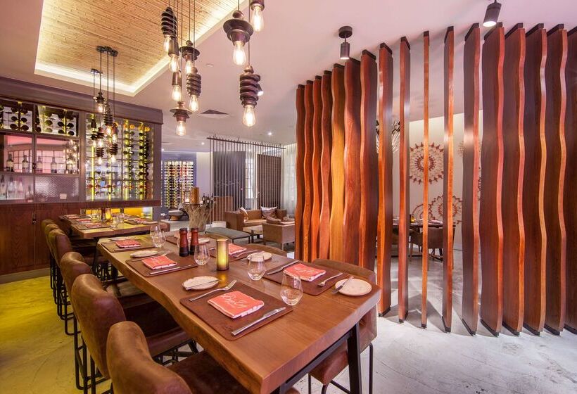 هتل Hilton Durban