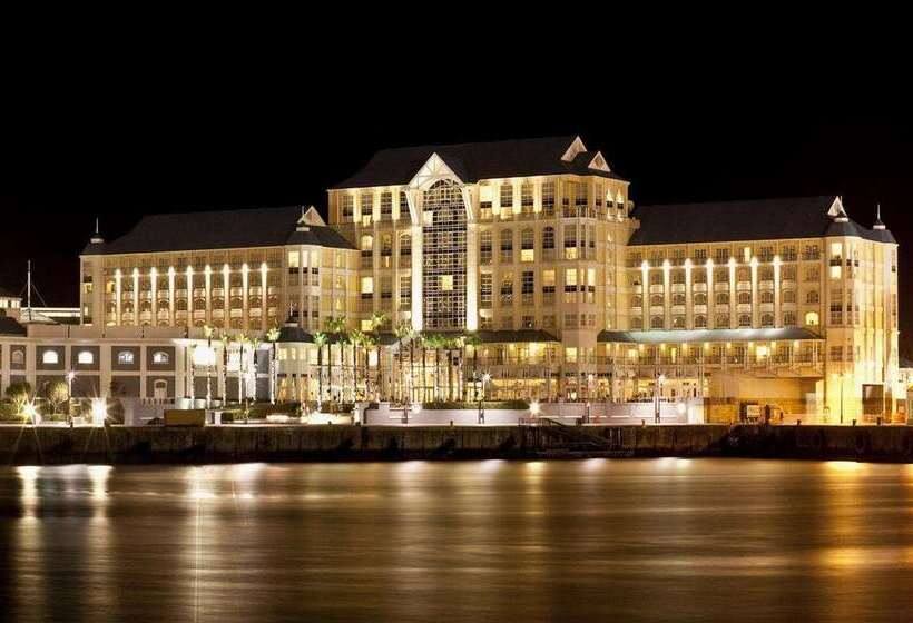 בית מלון כפרי The Table Bay