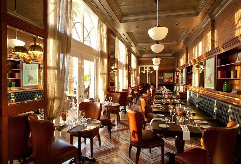 בית מלון כפרי The Table Bay