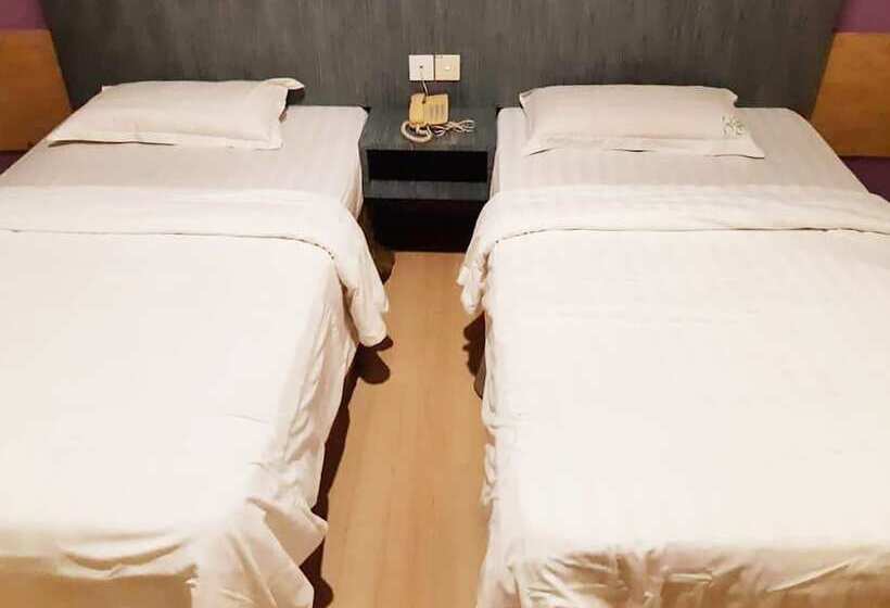 هتل Esplanade By Oyo Rooms