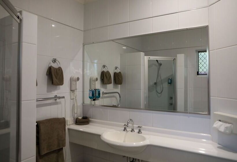 فندق على الطريق Akuna Motor Inn And Apartments