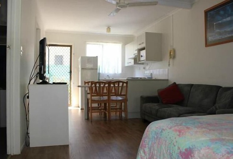 מוטל Bargara Beach Motor Inn