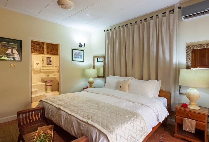 펜션 Oceane Self Catering