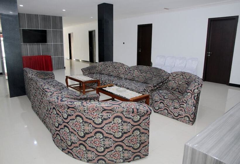 旅馆 Dely By Oyo Rooms